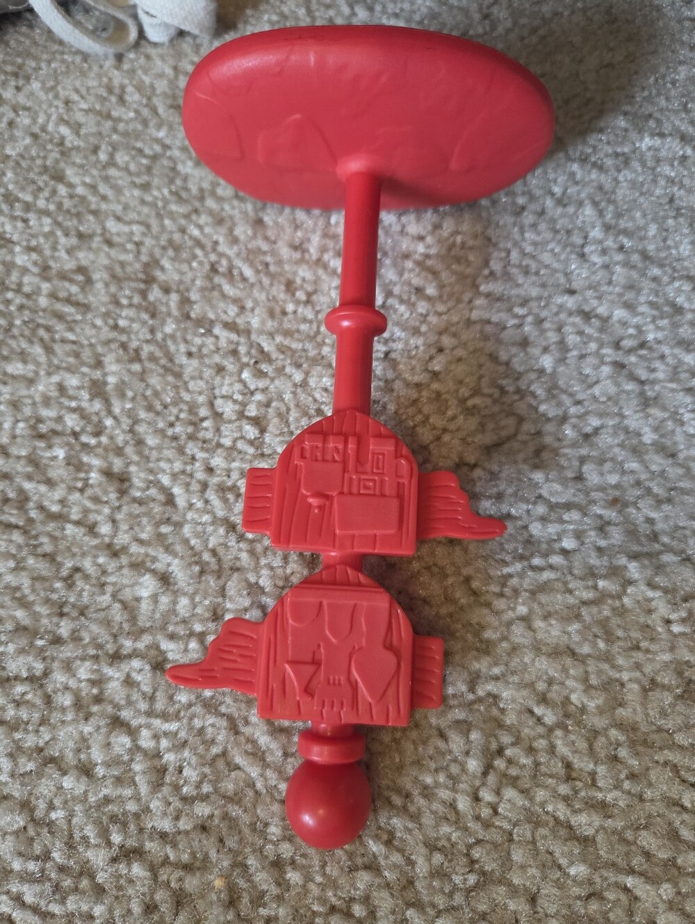 2012 Mike The Knight Glendragon Castle Replacement Red Shield Stand Toy Accessor - Picture 3 of 11